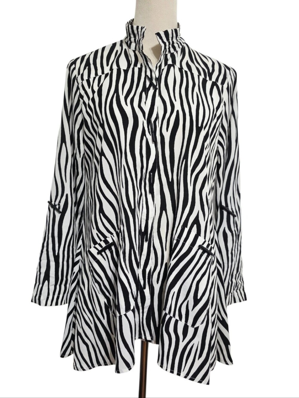 Ali Miles Women S Zebra Print Tunic Top Wire Collar Oversized Black White Pocket